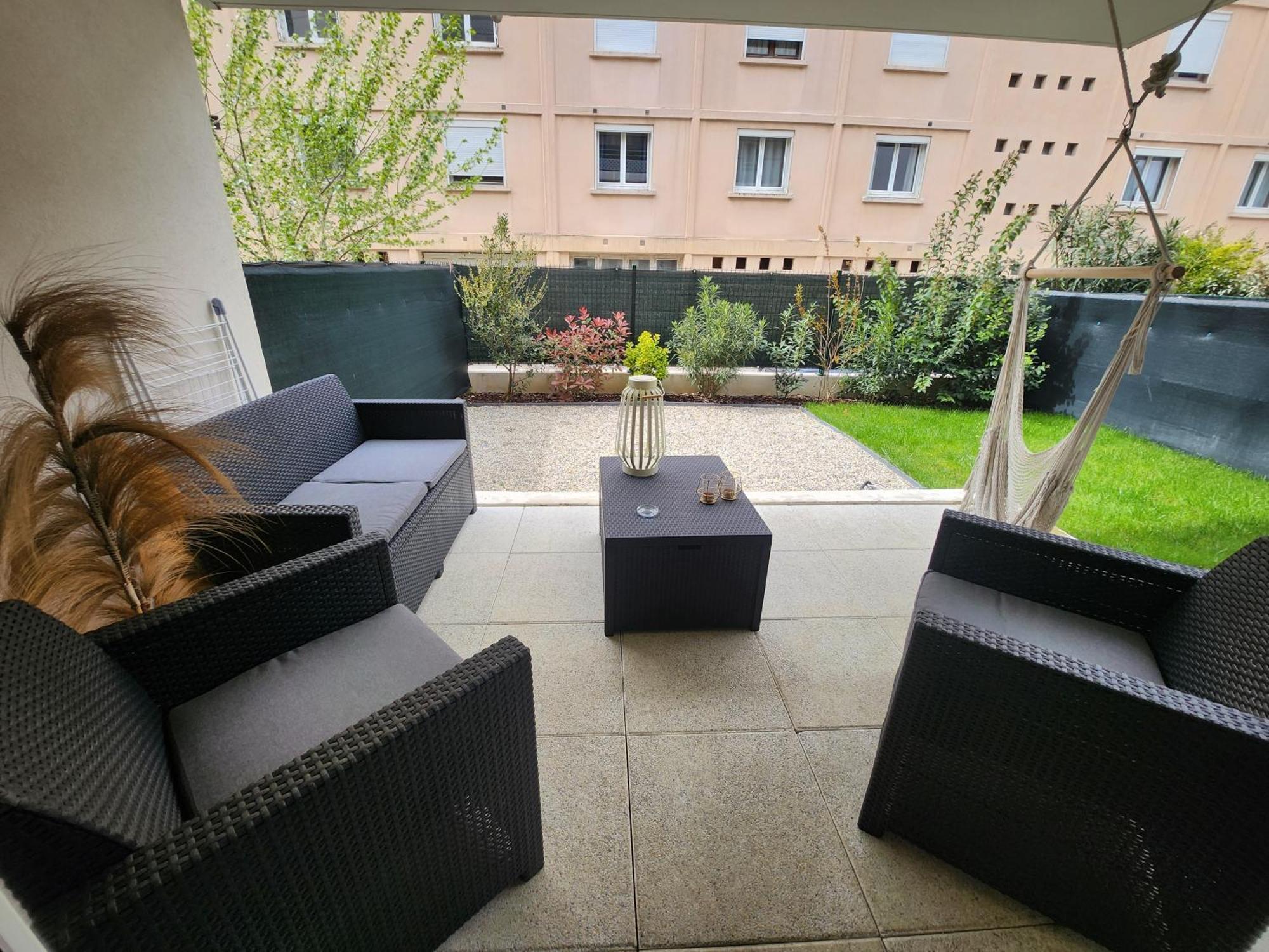 Apartamento Proche Avignon Centre, Jardin & Climatisation 4Pers Exterior foto